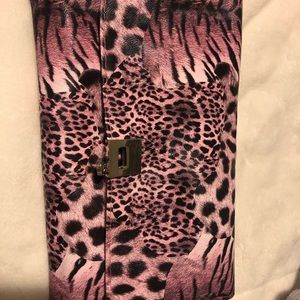 Brand New Pink Cheetah Print Makeup Brush Set